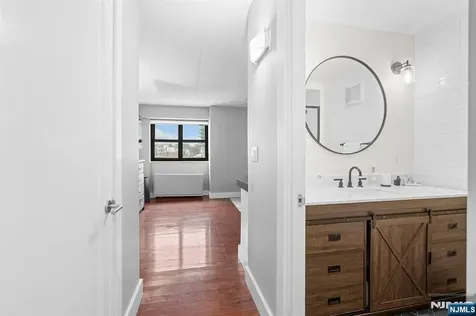 250 Gorge Road Cliffside Park NJ 07010