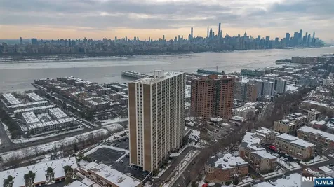 250 Gorge Road Cliffside Park NJ 07010