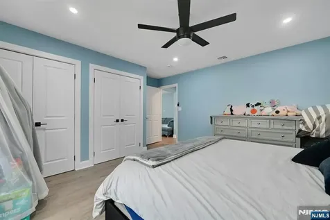 67 Central Avenue Dumont NJ 07628