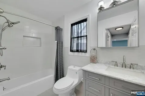 67 Central Avenue Dumont NJ 07628