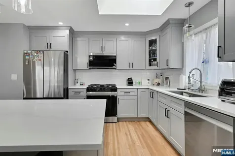 67 Central Avenue Dumont NJ 07628