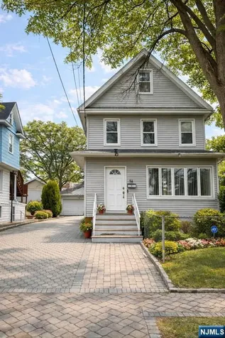 54 College Place Ridgefield Park NJ 07660