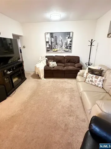 54 College Place Ridgefield Park NJ 07660