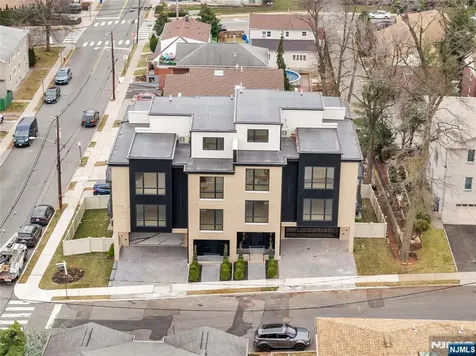 2220 Mackay Avenue Fort Lee NJ 07024
