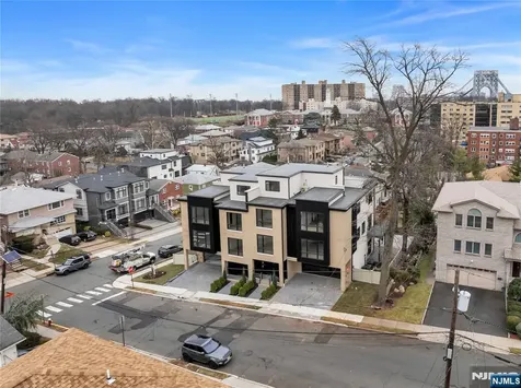 2220 Mackay Avenue Fort Lee NJ 07024