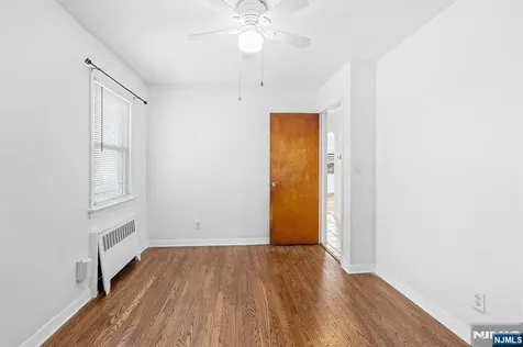 274 Greylock Parkway Belleville NJ 07109
