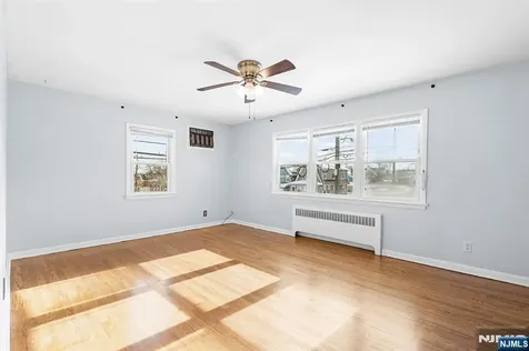 274 Greylock Parkway Belleville NJ 07109