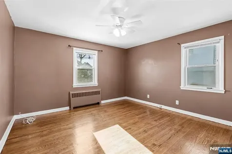 274 Greylock Parkway Belleville NJ 07109