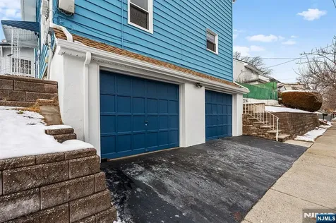 274 Greylock Parkway Belleville NJ 07109