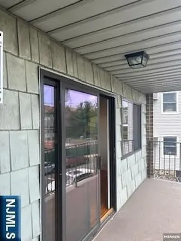 148 Undercliff Avenue Edgewater NJ 07020