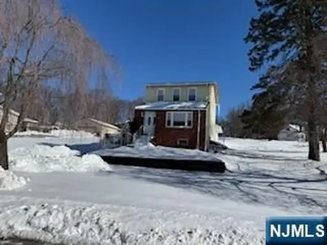 57 Dietrich Lane North Haledon NJ 07508