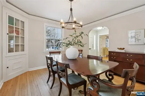 56 Highland Road Glen Rock NJ 07452