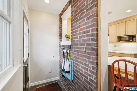 56 Highland Road Glen Rock NJ 07452