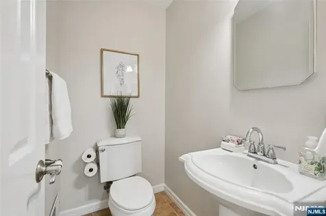 56 Highland Road Glen Rock NJ 07452