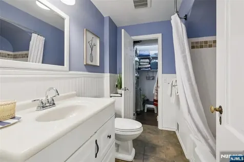 56 Highland Road Glen Rock NJ 07452