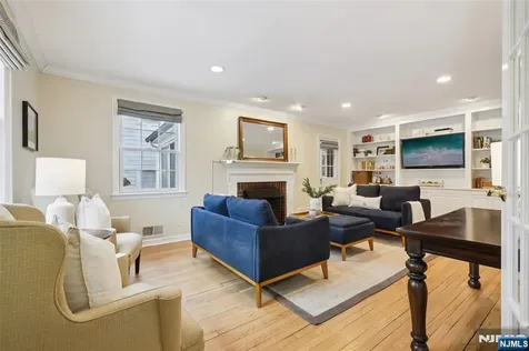 56 Highland Road Glen Rock NJ 07452