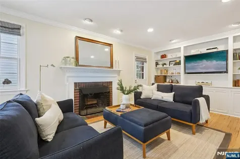 56 Highland Road Glen Rock NJ 07452