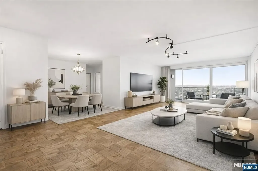 2077 Center Avenue Fort Lee NJ 07024