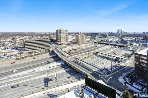 2077 Center Avenue Fort Lee NJ 07024
