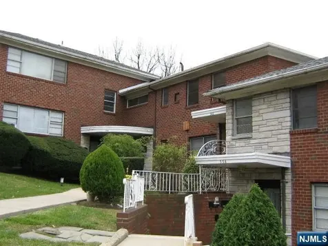 348 Northwood Way Palisades Park NJ 07650