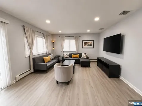32 Franklin Street Hackensack NJ 07601