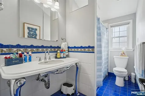 25 Nathan Way Wayne NJ 07470