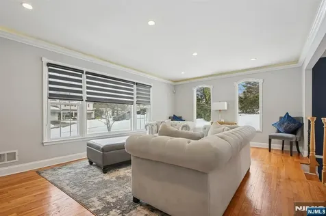 25 Nathan Way Wayne NJ 07470