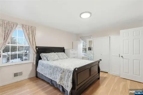 613 20th Street Irvington NJ 07111