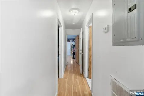 613 20th Street Irvington NJ 07111