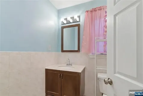 613 20th Street Irvington NJ 07111