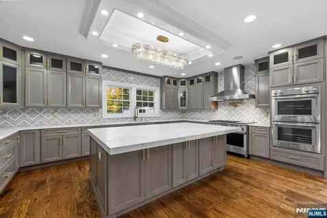 45 Dietrich Lane North Haledon NJ 07508