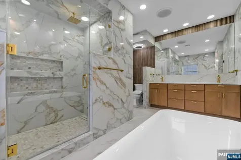 45 Dietrich Lane North Haledon NJ 07508