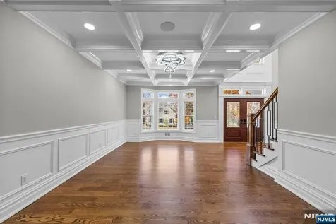 45 Dietrich Lane North Haledon NJ 07508