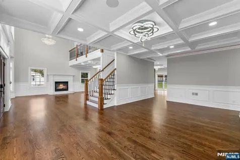 45 Dietrich Lane North Haledon NJ 07508