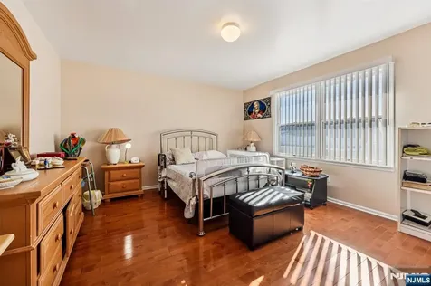 364 Broad Street Carlstadt NJ 07072