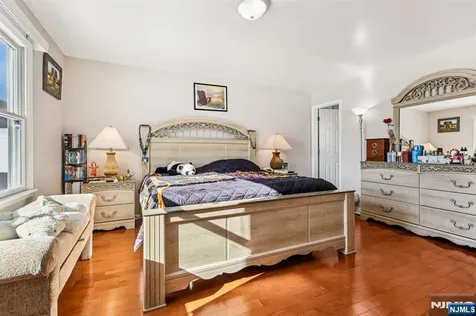 364 Broad Street Carlstadt NJ 07072