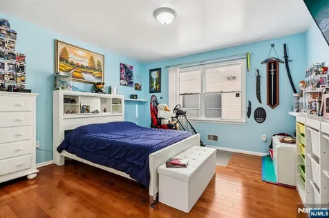 364 Broad Street Carlstadt NJ 07072