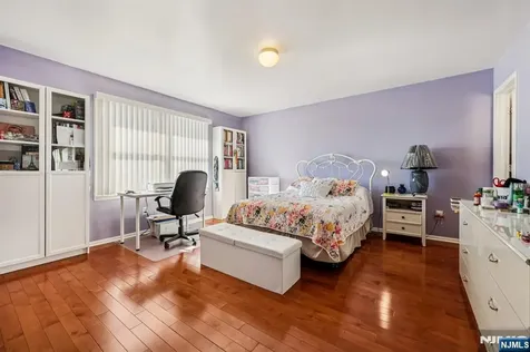 364 Broad Street Carlstadt NJ 07072