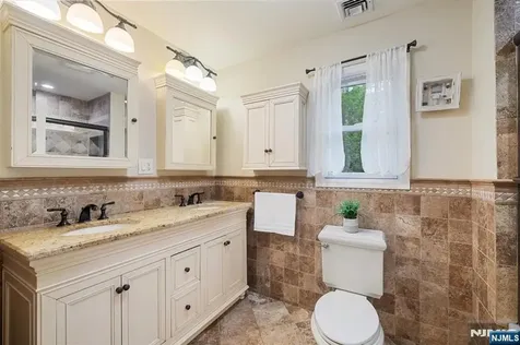19 Elm Street Wanaque NJ 07420