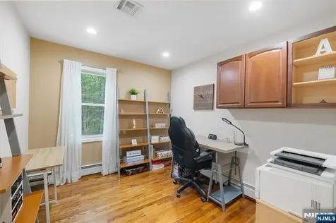 19 Elm Street Wanaque NJ 07420