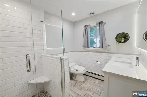 19 Elm Street Wanaque NJ 07420
