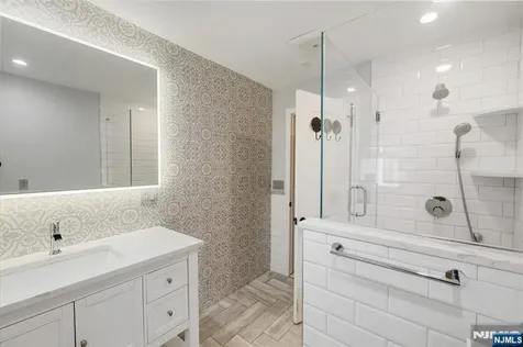 19 Elm Street Wanaque NJ 07420