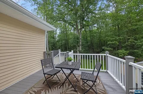 19 Elm Street Wanaque NJ 07420
