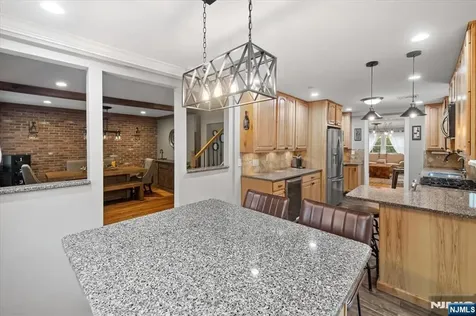 19 Elm Street Wanaque NJ 07420
