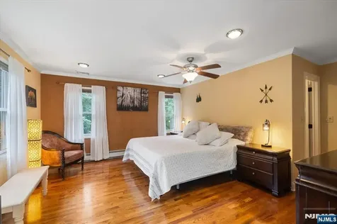 19 Elm Street Wanaque NJ 07420