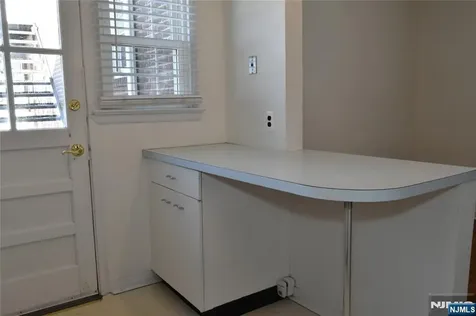 41 Elmwood Terrace Elmwood Park NJ 07407