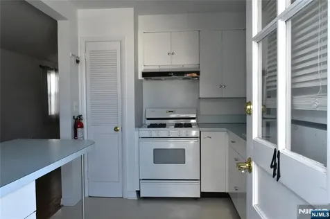 41 Elmwood Terrace Elmwood Park NJ 07407