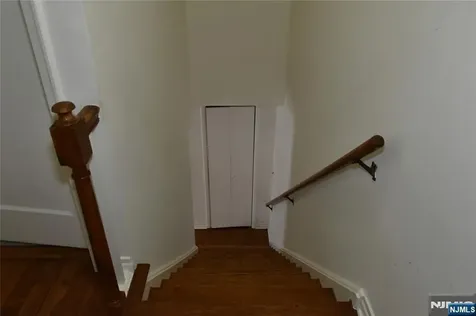 41 Elmwood Terrace Elmwood Park NJ 07407