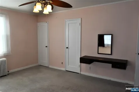 41 Elmwood Terrace Elmwood Park NJ 07407
