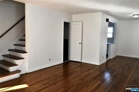 41 Elmwood Terrace Elmwood Park NJ 07407